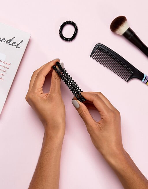 Invisibobble,หนังยางรัดผม,นำเข้าจากเยอรมัน,ยางรัดผมเรซิ่น,ยางรัดผม invisibobble มีขายที่ไหน ,ยางรัดผม invisibobble power ,ยางรัดผม invisibobble ขายที่ไหน, ยางรัดผม invisibobble ,ยางรัดผม invisibobble ราคา,Invisibobble SLIM True Black