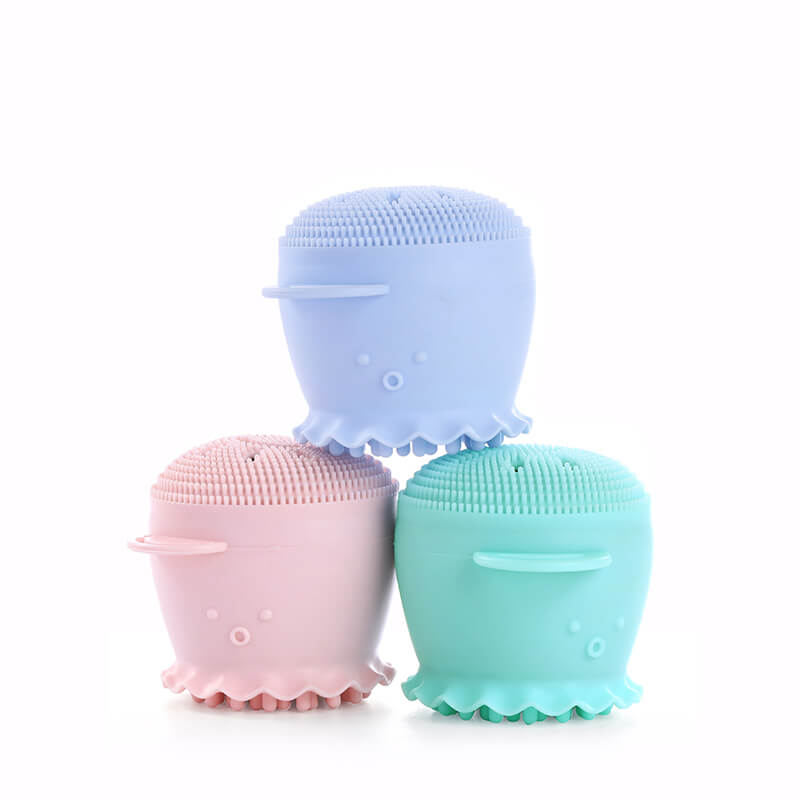 CBG DEvices Let's Scrub Sponge #Pink น้องปลาหมึกทำมาจากซิลิโคนอ่อนนุ่ม  หลังใช้วางตากแห้งได้เลยโดยไม่ต้องเช็ด ไม่ก่อให้เกิดเชื้อรา  มีให้เลือกด้วยกัน 3 สี  สีชมพู   สีม่วง  สีเขียว